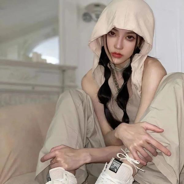 深夜的奇葩恋爱图鉴